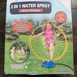 2 in 1 Water Spray Wave Skipper